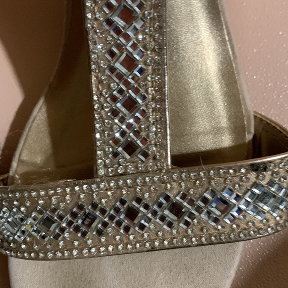 New York Transit Wedge Bling Sandals! - Picture 6 of 6